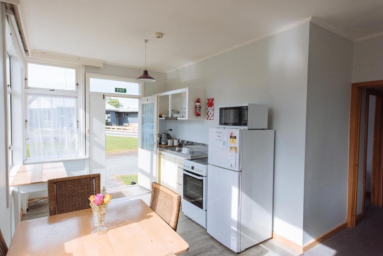 Ferienwohnung Koru Flat Pounawea Exterior foto